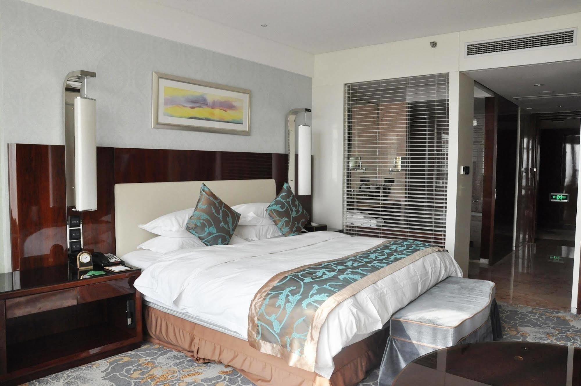 Happiness Hotel Changzhou  Exterior photo