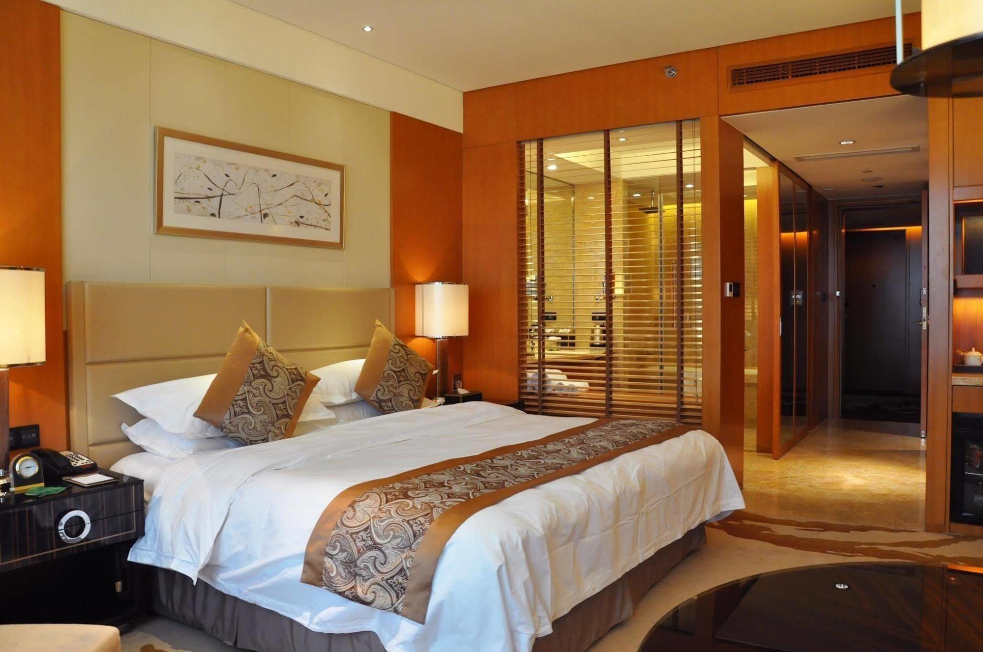 Happiness Hotel Changzhou  Exterior photo