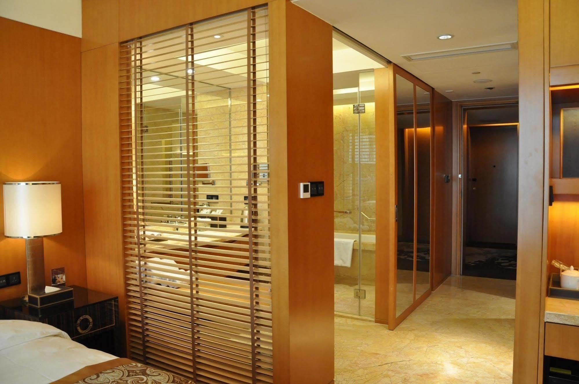 Happiness Hotel Changzhou  Exterior photo